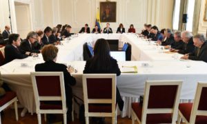 El Presidente Juan Manuel Santos y parte de su gabinete ministerial se reunieron en la Casa de Nariño con los miembros del Consejo Gremial Nacional.