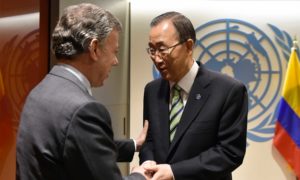 El Presidente Juan Manuel Santos y el Secretario General de la ONU, Ban Ki-moon sostuvieron un encuentro en la sede del organismo tras la firma del Acta de París sobre cambio climático.