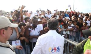 Un día después de la firma del Acuerdo de Paz, el Presidente estuvo este martes en Barranquilla, donde unas 20.000 personas se concentraron frente al Estadio Metropolitano para decir sí a la paz.